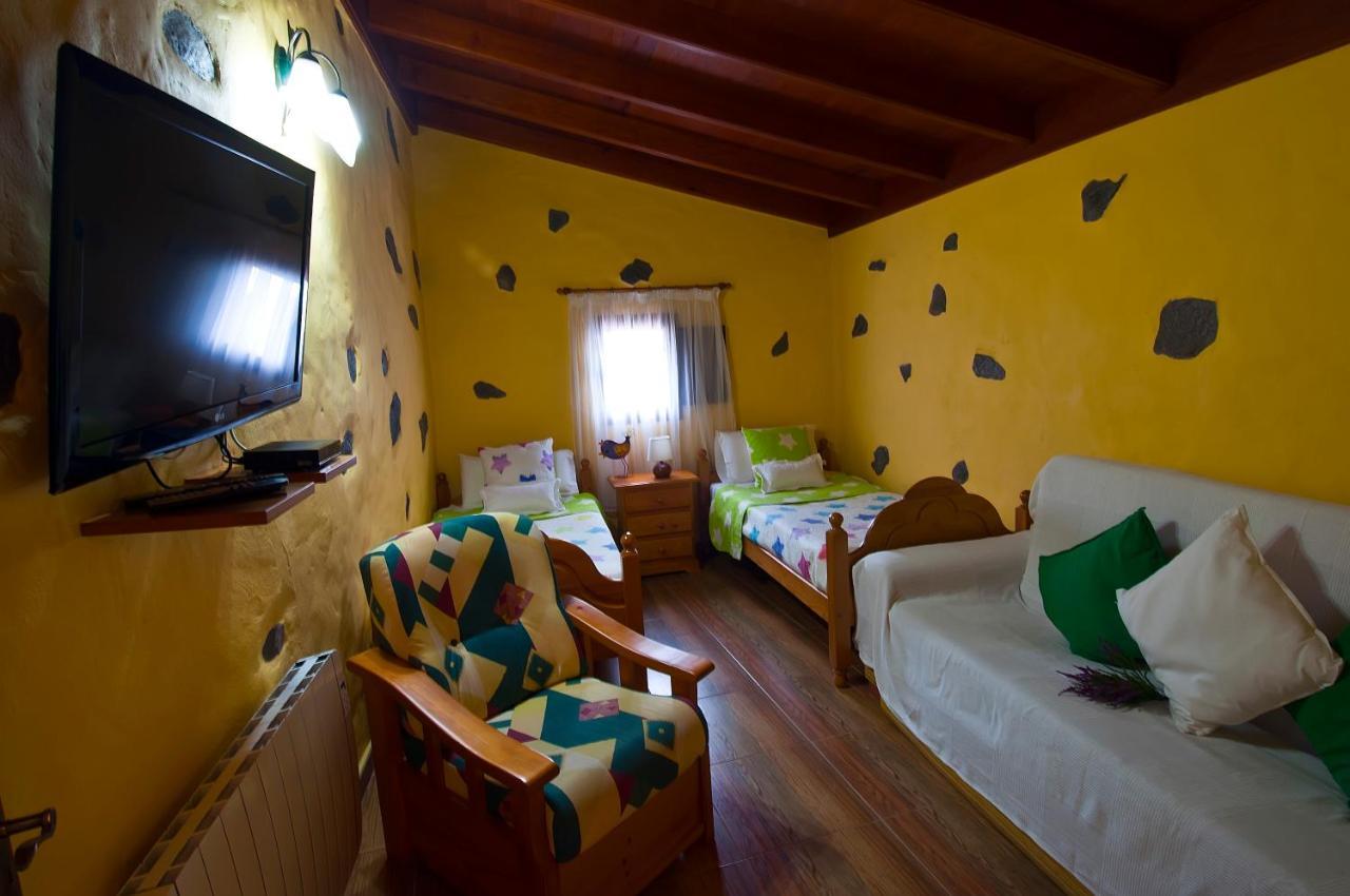 Las Casas De Lola Y Rafael Мойя Экстерьер фото